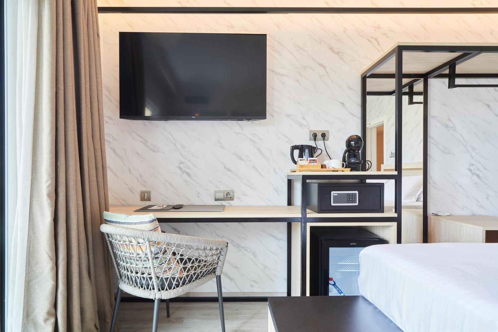 Invisa Hotel Es Pla - Только для взрослых Сан-Антонио-Абад Экстерьер фото