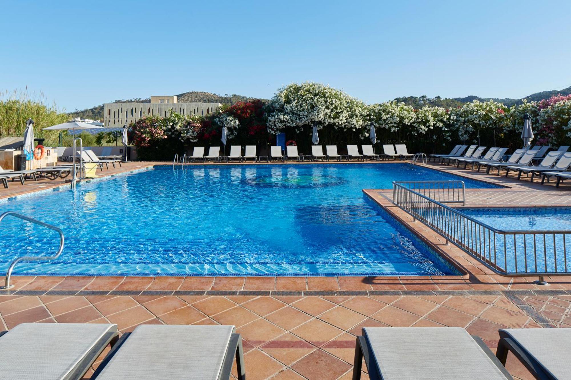 Invisa Hotel Es Pla - Только для взрослых Сан-Антонио-Абад Экстерьер фото